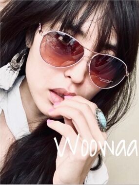 Brand New Tahari Aviator sunglasses
